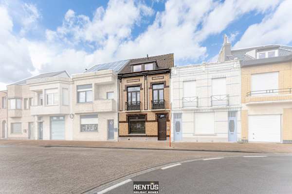 Casa Diva – renovated house for 12 in Blankenberge