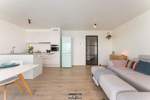 Zwem & Zen - spacious apartment with outdoor pool