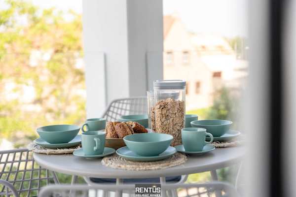 Zwem & Zen - spacious apartment with outdoor pool