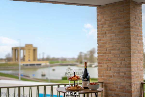 Maison Babette - with view on Kaai Nieuwpoort