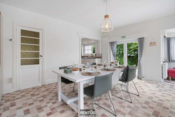 Villa Sandsfoot – fisherman's cottage in Koksijde