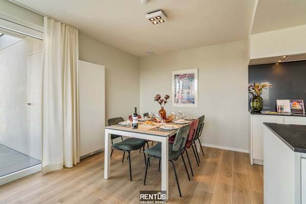 Orion View-brand new apartment with swimming pool