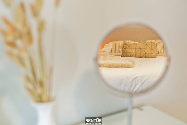 Orion View-brand new apartment with swimming pool
