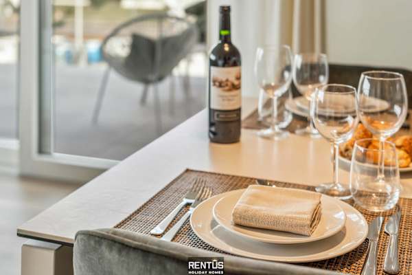 Orion View-brand new apartment with swimming pool