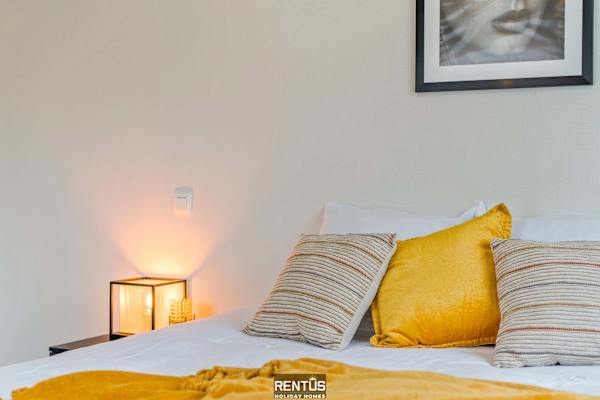 Villa Zee en Zand-bungalow with garden and parking