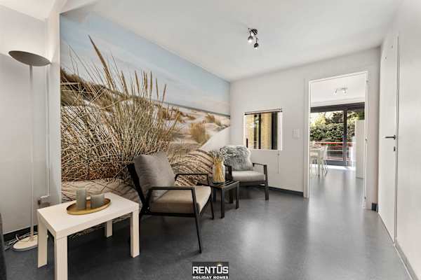 Sasea - ground floor apartment with garden