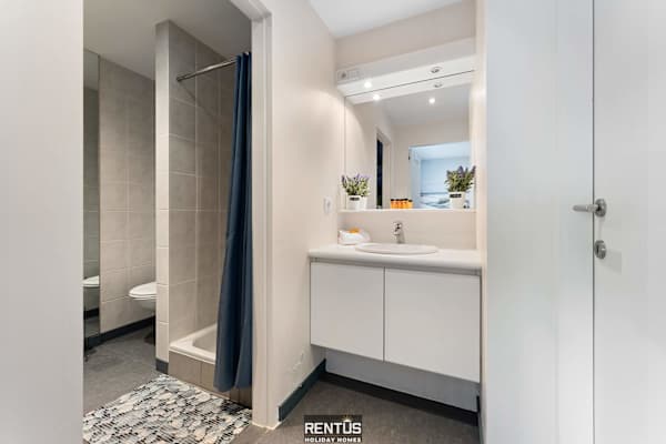 Sasea - ground floor apartment with garden