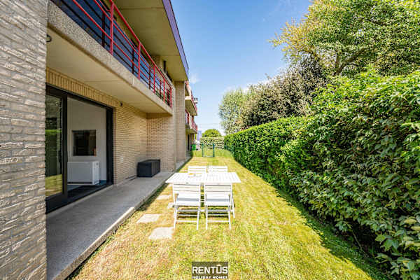 Sasea - ground floor apartment with garden
