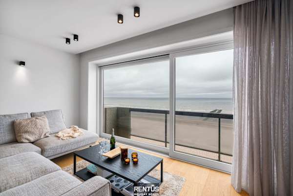 Dune Rose - flat with frontal sea view