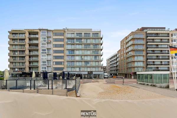 Seaflow-holiday apartment with frontal sea view