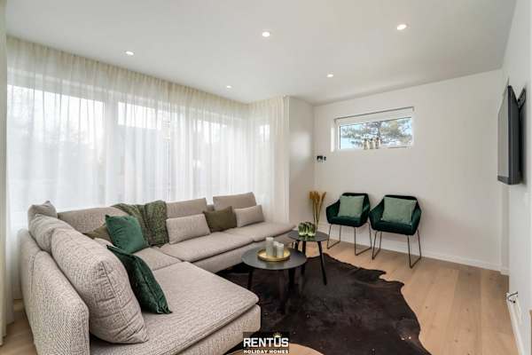 Anno 2021 - renovated villa 150m from the beach