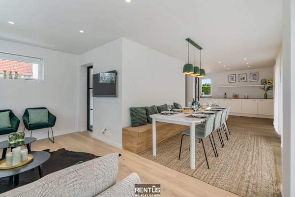 Anno 2021 - renovated villa 150m from the beach