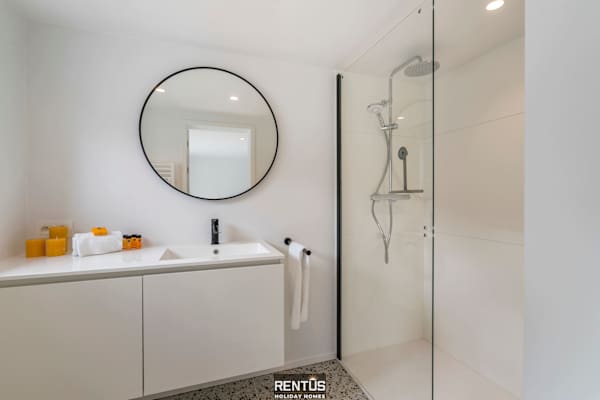 Anno 2021 - renovated villa 150m from the beach