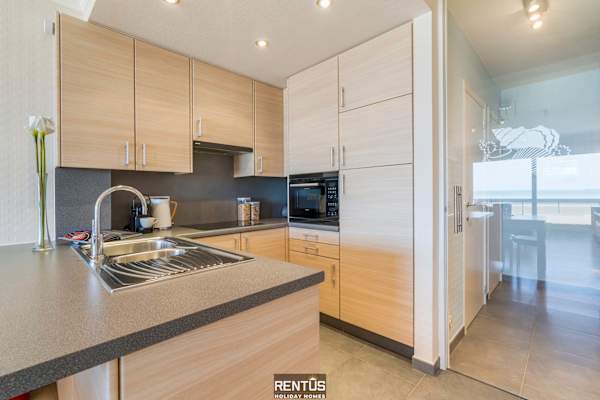 Seanita - sea view apartment in Westende