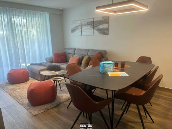Port Orion - brand new ground floor flat with pool