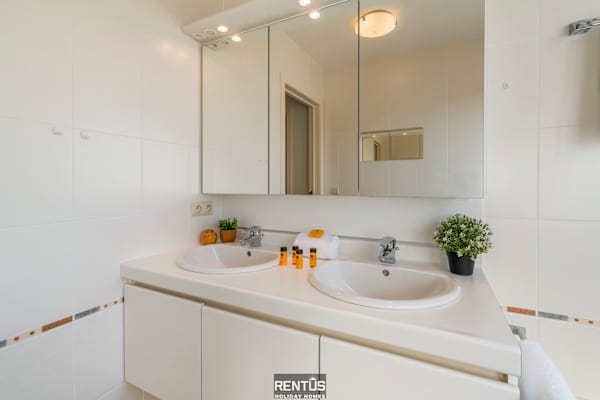 Villa Monet-apartment for 10 persons in Nieuwpoort