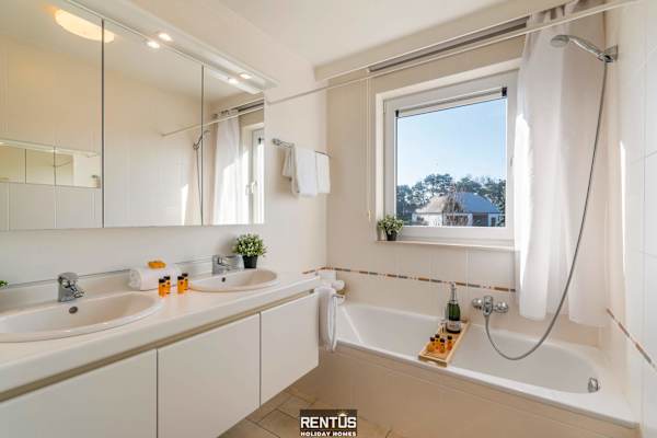 Villa Monet-apartment for 10 persons in Nieuwpoort