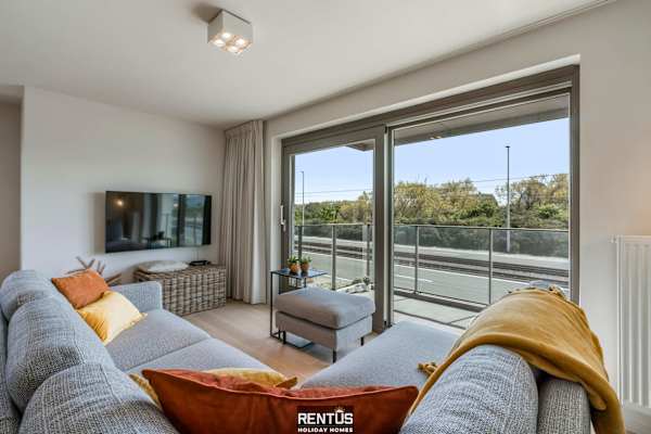 Sealine - modern apartment at 100m from the beach