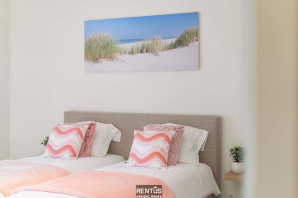 Thyline One - new spacious apartment for 8 persons