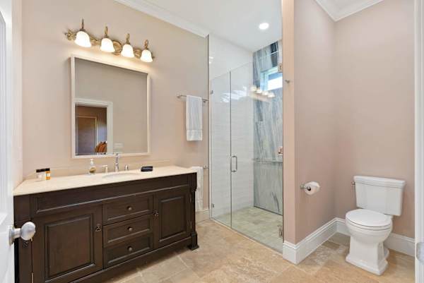 Suit 11 Bathroom with Walk-in shower 