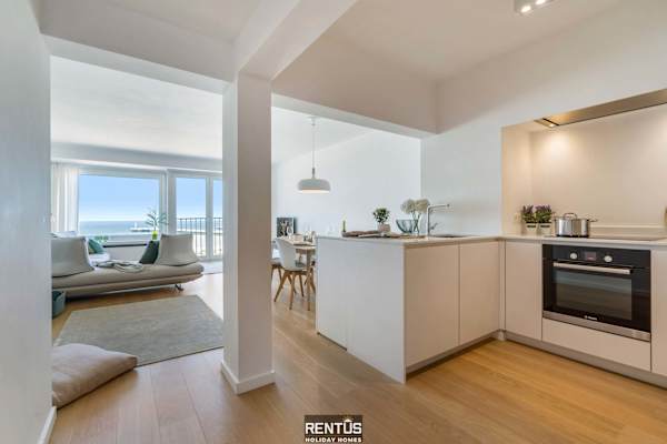 Seacarl - stunning apartment with frontal sea view