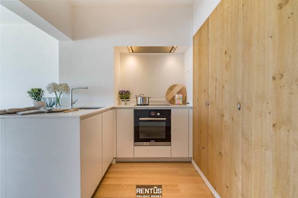 Seacarl - stunning apartment with frontal sea view
