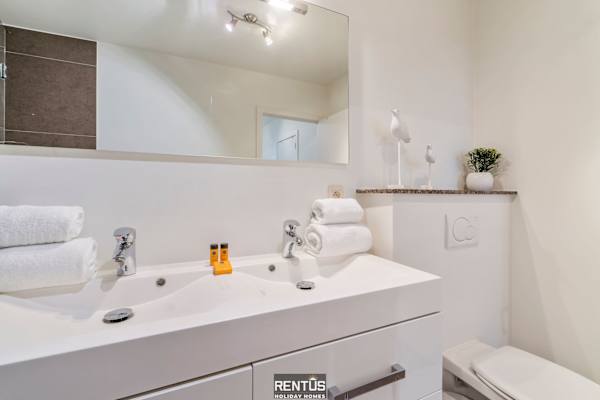 Sealbird-apartment with wonderful spacious terrace
