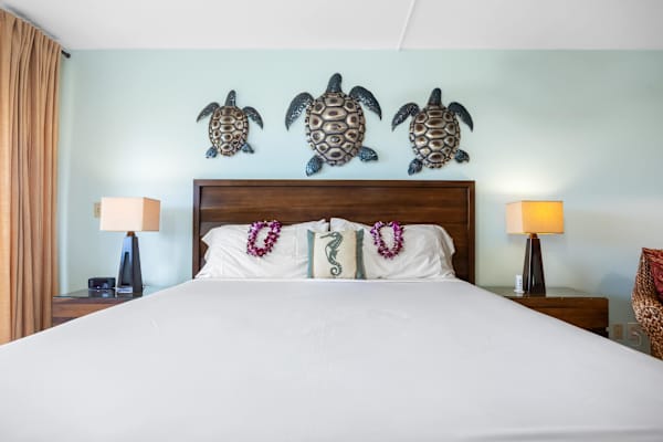 Get equal comfort in the other bedroom with a king-size bed, dressed in plush linens and a supportive mattress that invites you to sink in for a truly restorative night’s sleep.