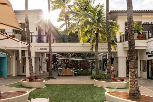 Explore The Shops at Wailea just minutes away, where you’ll find a curated mix of local boutiques, retail stores, and everyday essentials in one walkable destination.