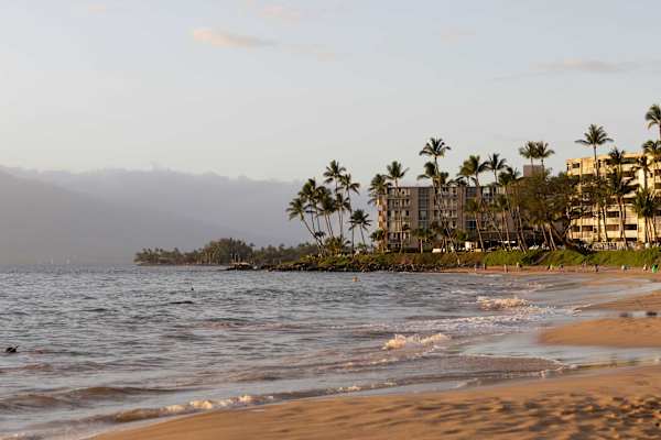 Watch the sun melt into the horizon from the beach as you unwind and share the moment with the people you’re with—an easy setting for connection, conversation, and quiet togetherness.
