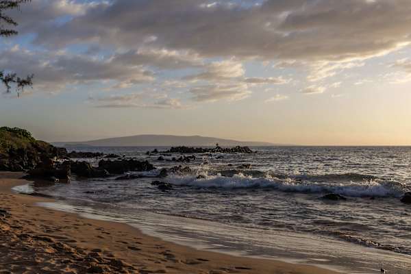 Watch the sun melt into the horizon from the beach as you unwind and share the moment with the people you’re with—an easy setting for connection, conversation, and quiet togetherness.