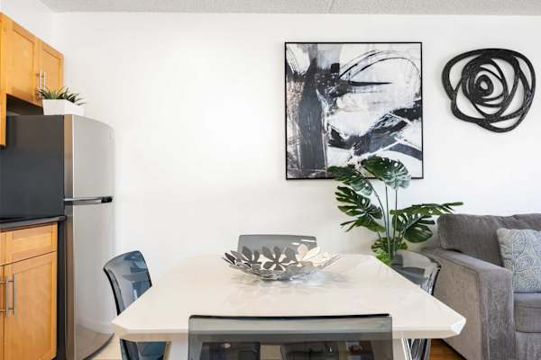Dining area for 4