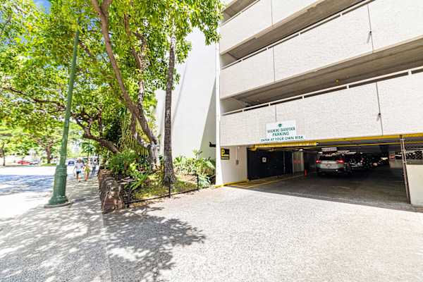 Waikiki Banyan Parking entrance from Kuhio street