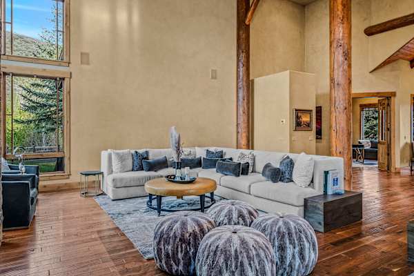 Abode at Trail Creek Canyon, ranch estate, views, hot tub, games