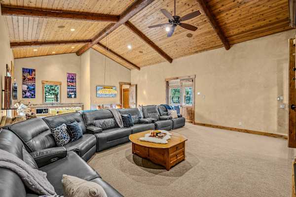 Abode at Trail Creek Canyon, ranch estate, views, hot tub, games