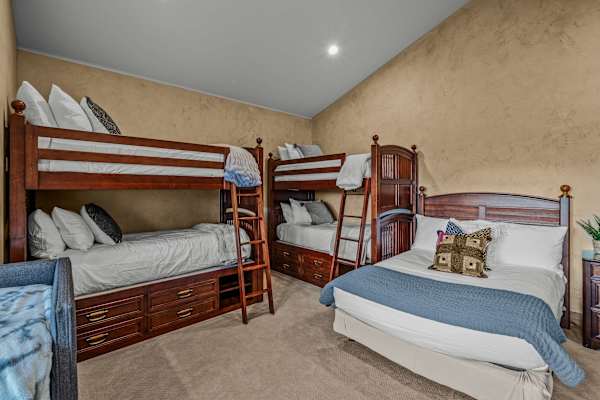 Abode at Trail Creek Canyon, ranch estate, views, hot tub, games