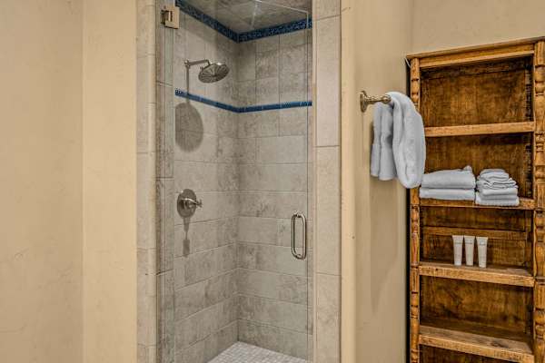 Abode at Trail Creek Canyon, ranch estate, views, hot tub, games