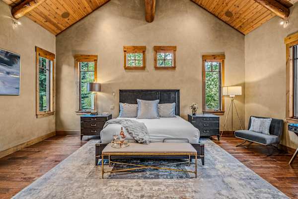 Abode at Trail Creek Canyon, ranch estate, views, hot tub, games