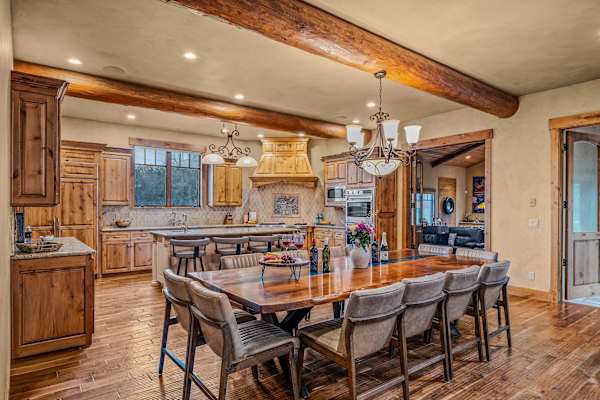 Abode at Trail Creek Canyon, ranch estate, views, hot tub, games