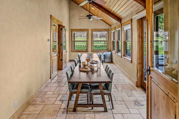 Abode at Trail Creek Canyon, ranch estate, views, hot tub, games
