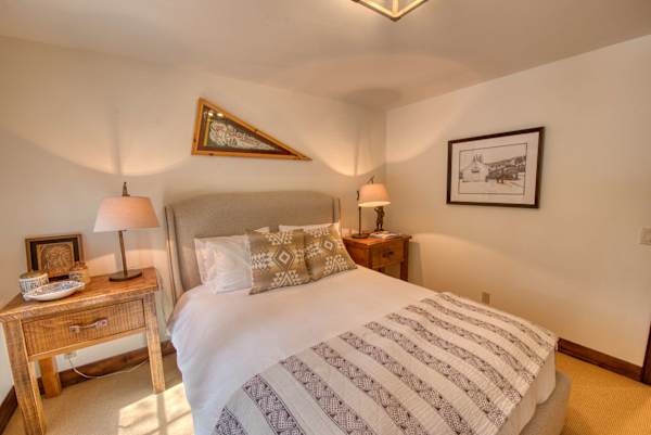 Abode at Frenchmans, private sauna and hot tub, Ketchum