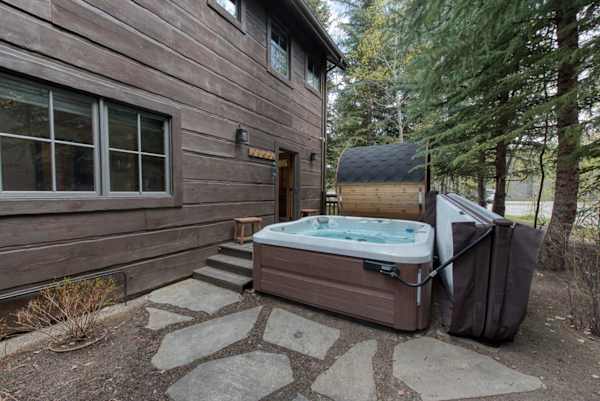 Abode at Frenchmans, private sauna and hot tub, Ketchum