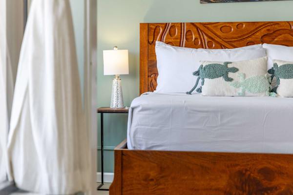 Bedroom details