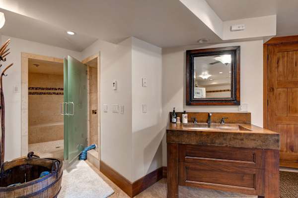 Abode at Riverbend Ranch, outdoor living, estate