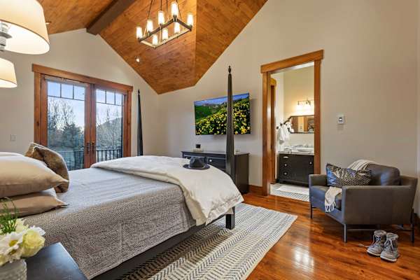 Abode at Riverbend Ranch, outdoor living, estate
