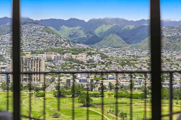 Sweeping mountain views from your balcony!