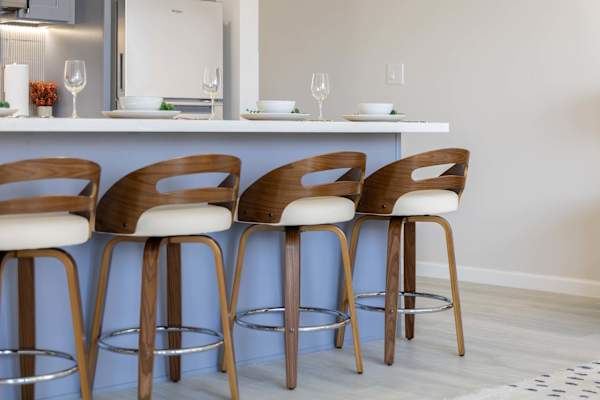 Dining area details