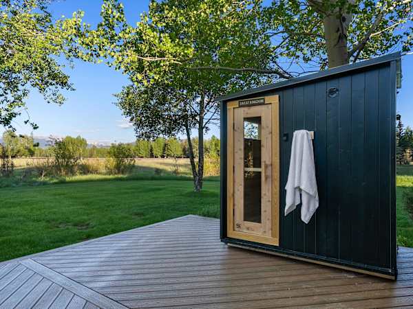 Abode at Sage Springs, Teton views, guest house, chef's kitchen