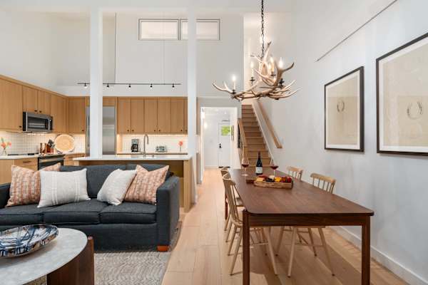Abode at Cottonwood, brand new remodel, near Jackson Hole