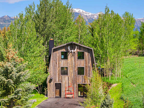 Abode at Luxe Barnhouse, Teton views, private hot tub, upscale interior